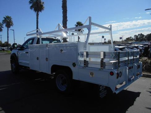 New 2024 Ford F550 4x4 Regular Cab Super Duty image 8