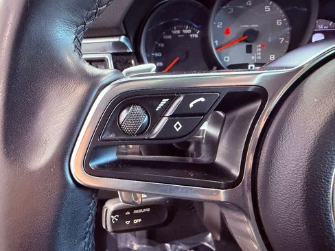 Used 2016 Porsche Macan S image 23