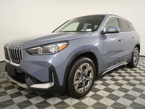 Certified 2025 BMW X1 xDrive28i w/ Premium Package image 7