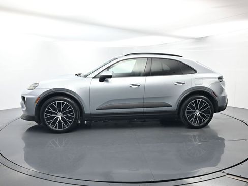 Certified 2025 Porsche Macan Electric RWD image 2