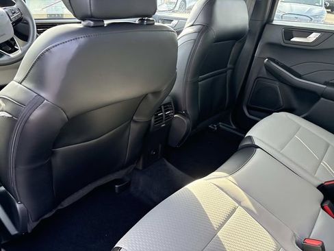 New 2026 Ford Escape SE image 17