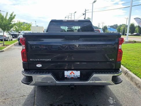 Used 2024 Chevrolet Silverado 1500 LT AWD/4WD image 9