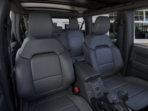 New 2026 Ford Bronco Outer Banks w/ Sasquatch Package AWD/4WD image 10