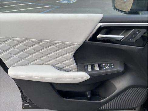 New 2025 Mitsubishi Outlander SEL AWD/4WD image 10