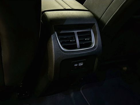 Used 2025 Chevrolet Blazer LT AWD/4WD image 28