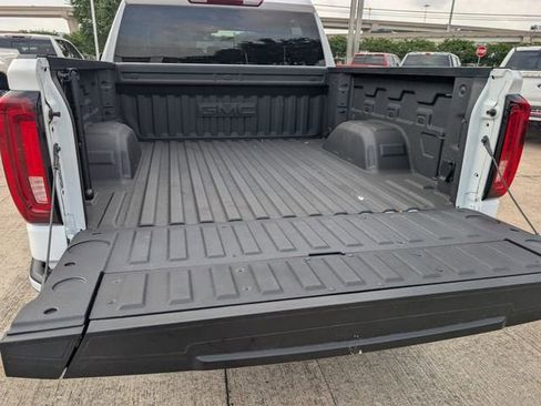 Certified 2025 GMC Sierra 1500 AT4 AWD/4WD image 27