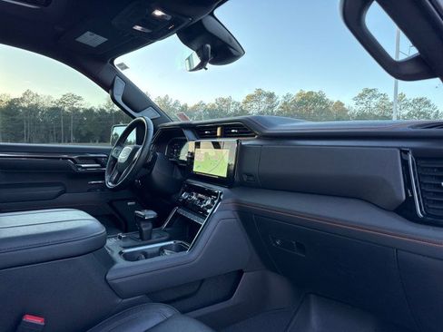 Used 2023 GMC Sierra 1500 AT4 w/ AT4 Premium Package image 15