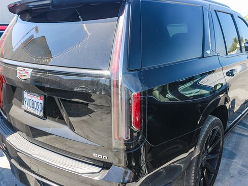 Used 2021 Cadillac Escalade Sport w/ Driver Assist Tech Package AWD/4WD image 14