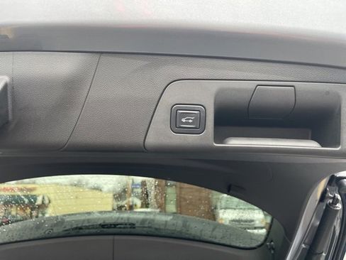 Used 2021 Buick Envision Preferred image 16