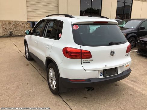 Used 2015 Volkswagen Tiguan SE AWD/4WD image 4