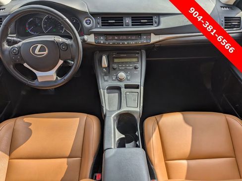 Used 2016 Lexus CT 200h image 15