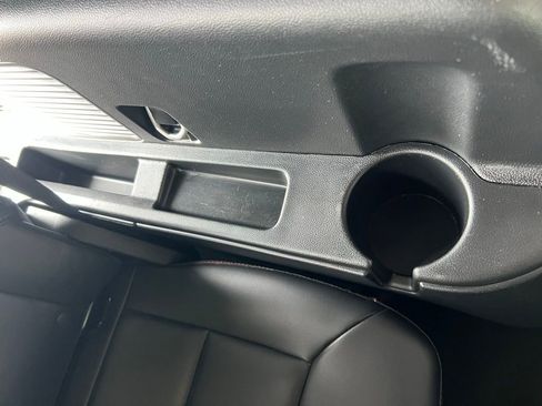 Used 2025 Ford Explorer ST-Line w/ ST-Line Street Pack image 20