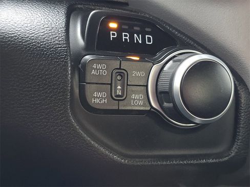 Used 2020 RAM 1500 Big Horn image 22