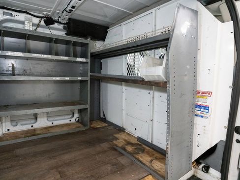 Used 2017 Ford Transit 250 130 Low Roof image 8