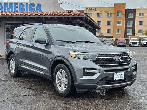 Used 2024 Ford Explorer XLT w/ Equipment Group 202A image 1