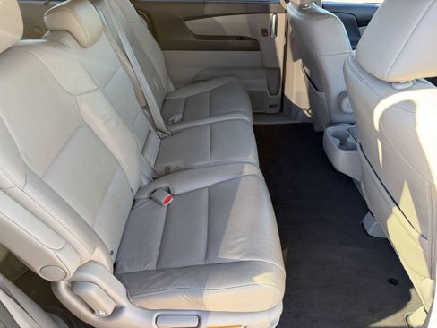 Used 2016 Honda Odyssey Touring image 30
