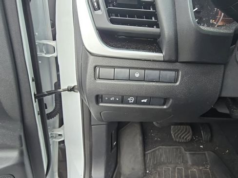 Used 2025 Nissan Rogue SV w/ Rock Creek Premium Package image 15