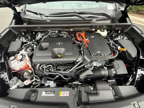New 2026 Toyota RAV4 XSE w/ Weather Package AWD/4WD image 7
