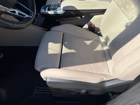 Used 2025 BMW X1 M35i AWD/4WD image 25