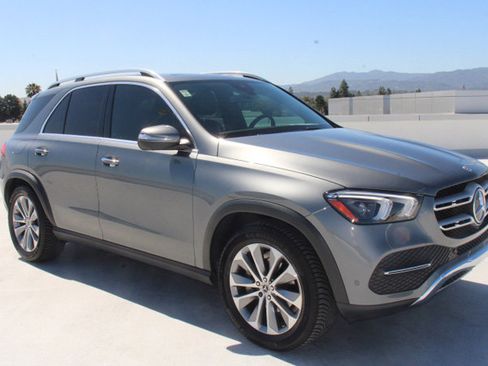 Used 2022 Mercedes-Benz GLE 350 4MATIC image 2