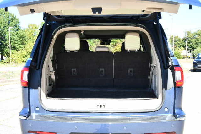 Used 2019 Lincoln Navigator Reserve AWD/4WD image 31