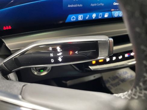 Used 2024 Cadillac Lyriq Luxury image 29