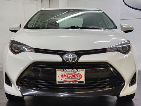 Used 2017 Toyota Corolla LE FWD image 11