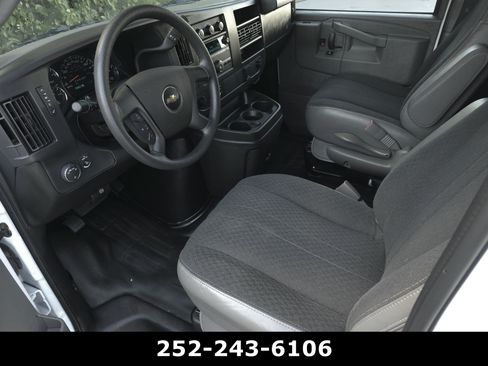 Used 2025 Chevrolet Express 2500 w/ Driver Convenience Package RWD image 9