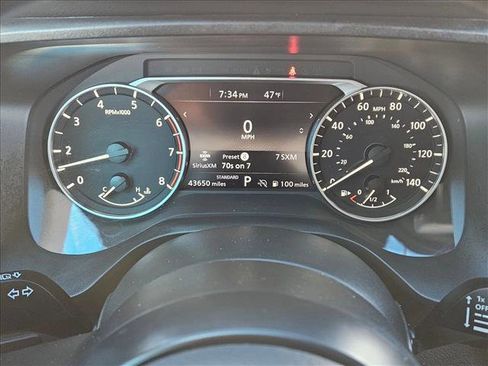 Used 2024 Nissan Rogue S image 11