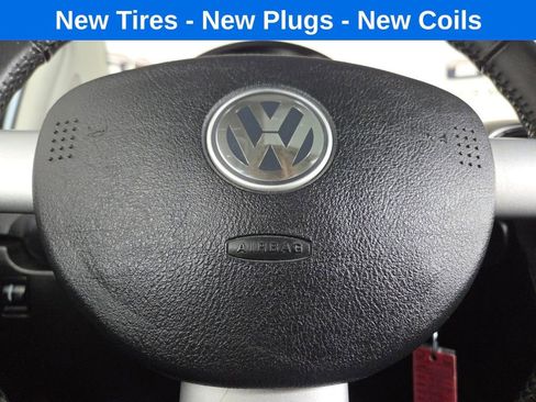 Used 2010 Volkswagen Beetle Coupe image 14