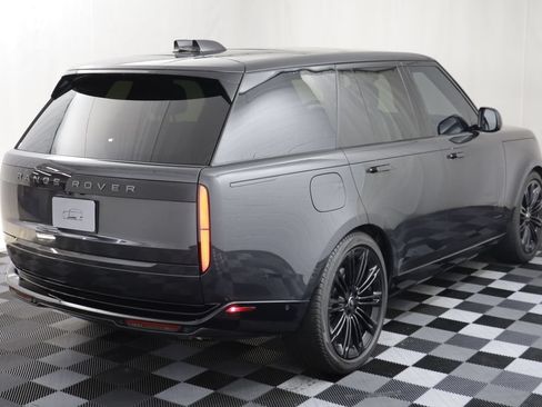Certified 2024 Land Rover Range Rover SE AWD/4WD image 19