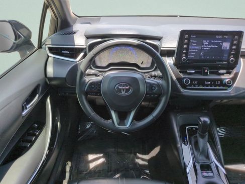 Used 2021 Toyota Corolla XSE FWD image 13