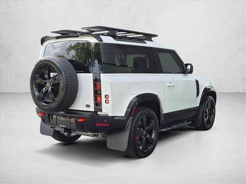 Used 2023 Land Rover Defender 90 SE AWD/4WD image 5