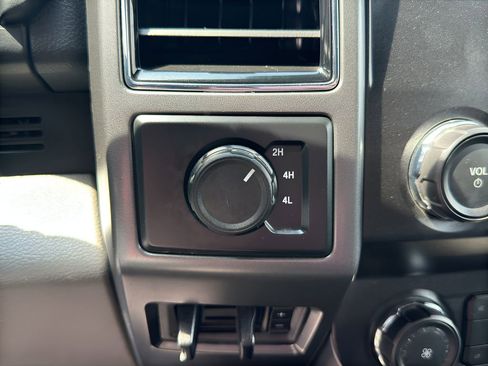 Used 2019 Ford F250 XLT AWD/4WD image 19