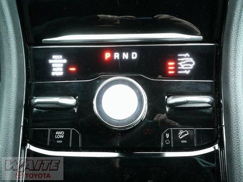 Used 2022 Jeep Grand Cherokee L Overland image 14