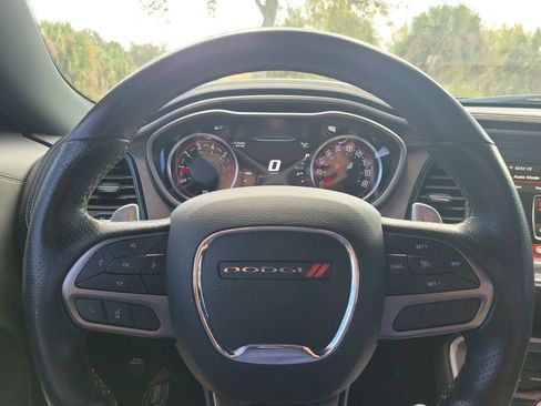 Used 2021 Dodge Challenger R/T Scat Pack w/ Plus Package image 17