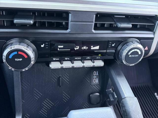 Certified 2024 Toyota Tacoma SR5 AWD/4WD image 28