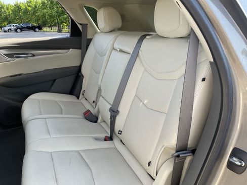 Used 2023 Cadillac XT5 Premium Luxury AWD/4WD image 19