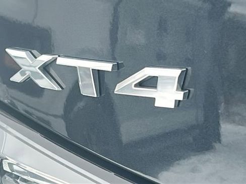 Used 2021 Cadillac XT4 Sport image 11