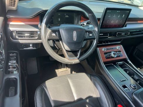 Used 2021 Lincoln Aviator Reserve RWD image 12