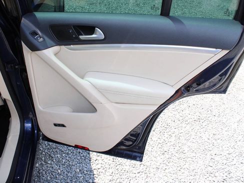 Used 2014 Volkswagen Tiguan R-Line FWD image 23