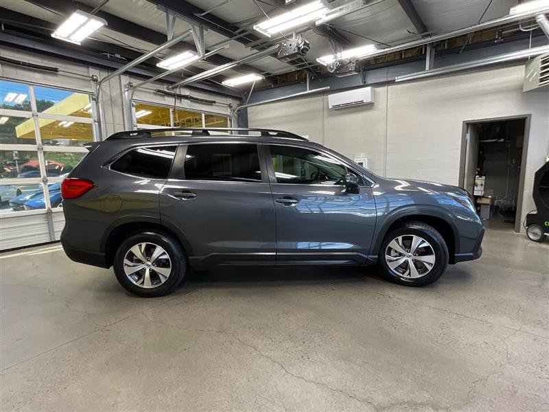 Used 2023 Subaru Ascent Premium AWD/4WD image 6