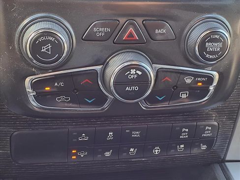 Used 2016 RAM 1500 Limited image 18