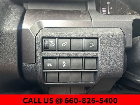 Used 2025 Toyota 4Runner SR5 image 15