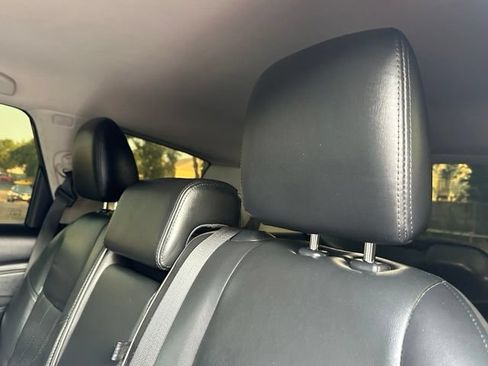 Used 2015 INFINITI QX60 Luxe w/ Premium Plus Package AWD/4WD image 25