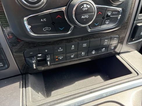 Used 2016 RAM 1500 Limited image 9