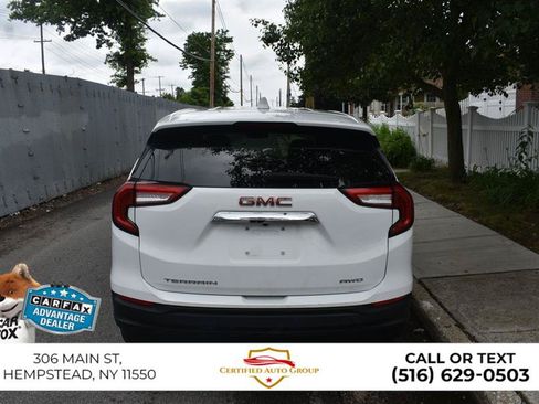 Used 2024 GMC Terrain SLE AWD/4WD image 7