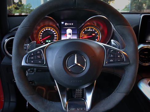 Used 2018 Mercedes-Benz AMG GT S image 99