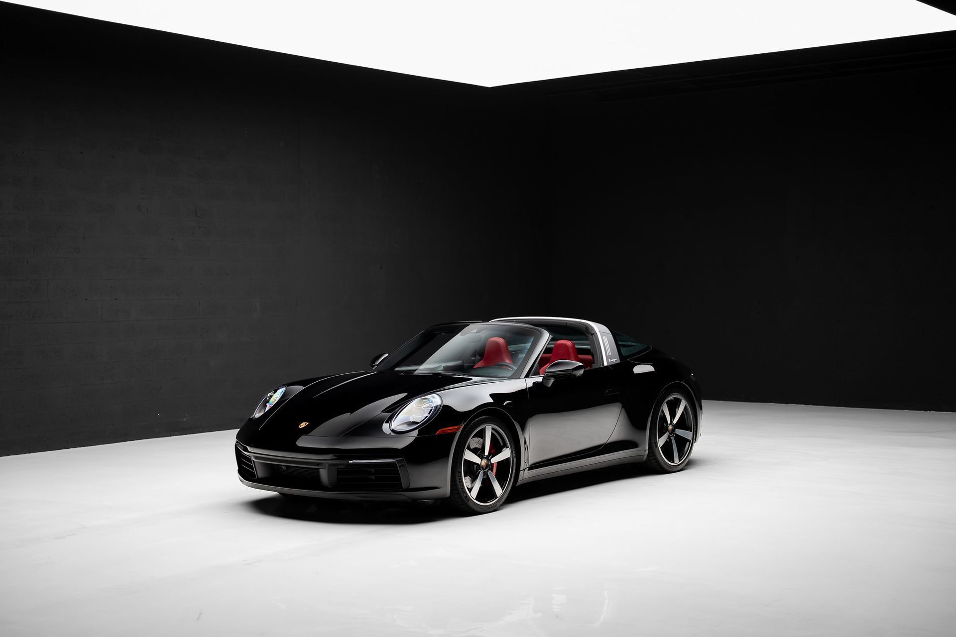 Used 2021 Porsche 911 Targa 4S AWD/4WD image 6