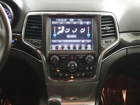 Used 2018 Jeep Grand Cherokee Trailhawk image 21